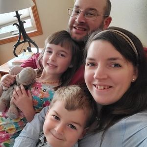 Meet your Posher, Stefanie